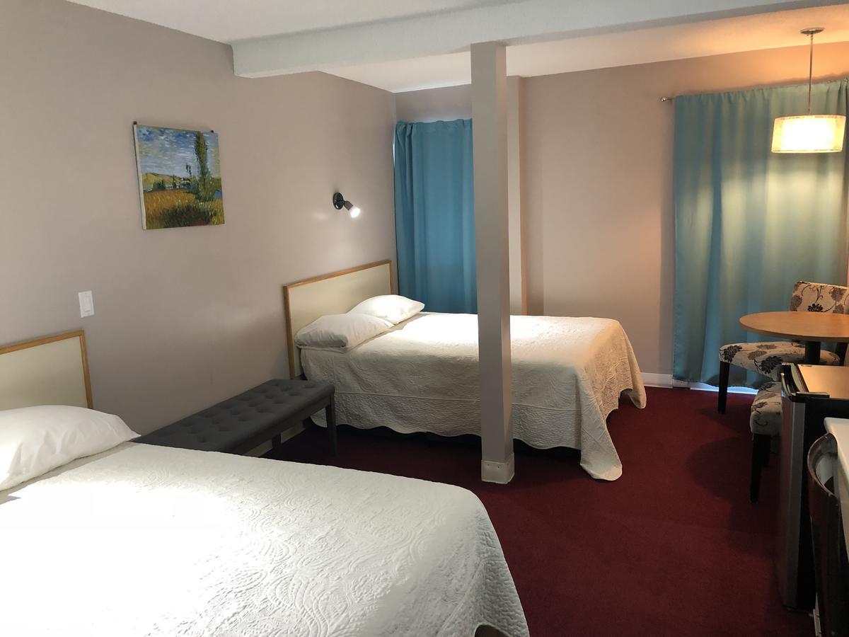 Voyageur Motel Thunder Bay Exterior photo